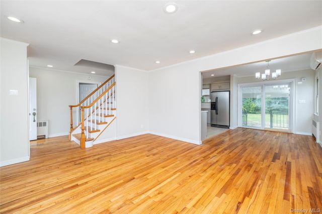 3883 Franklin Avenue, Seaford, NY 11783