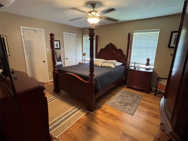 8226 Waynemer Way, Houston, TX 77040