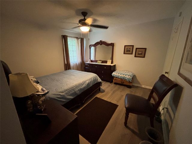 8226 Waynemer Way, Houston, TX 77040