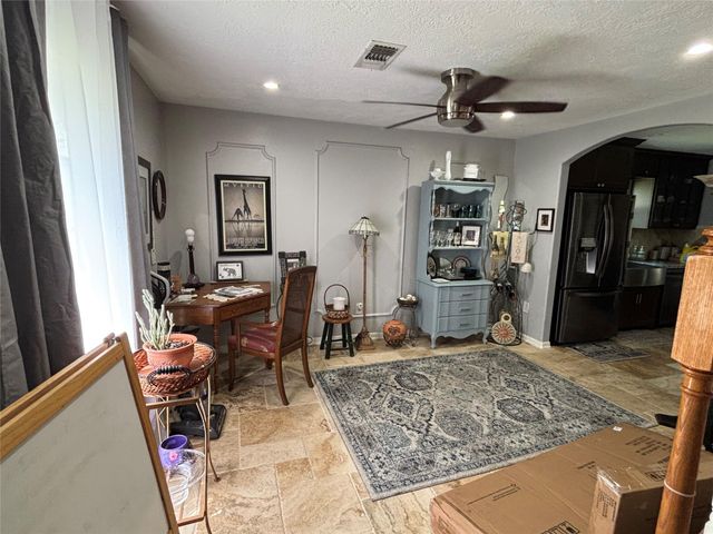 8226 Waynemer Way, Houston, TX 77040