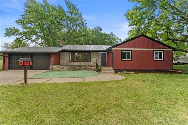 68 Skyline Drive, Enon Vlg, OH 45323