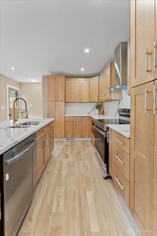 68 Skyline Drive, Enon Vlg, OH 45323