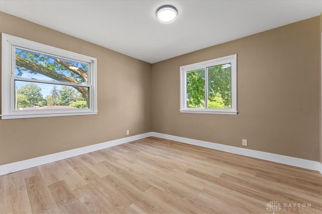 68 Skyline Drive, Enon Vlg, OH 45323
