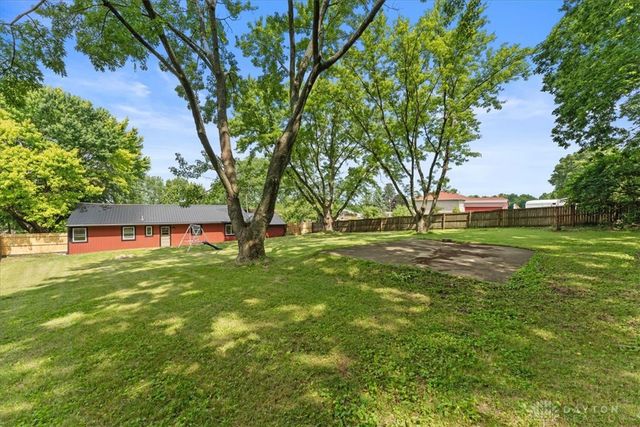 68 Skyline Drive, Enon Vlg, OH 45323