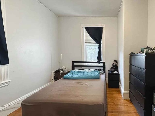 57 Bartlett St 1, Somerville, MA 02145