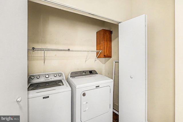 229 S FREMONT AVE, Baltimore, MD 21230