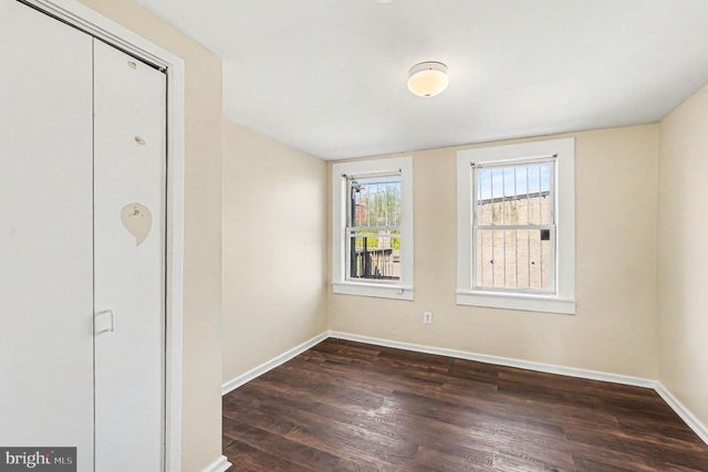 229 S FREMONT AVE, Baltimore, MD 21230