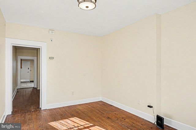 229 S FREMONT AVE, Baltimore, MD 21230