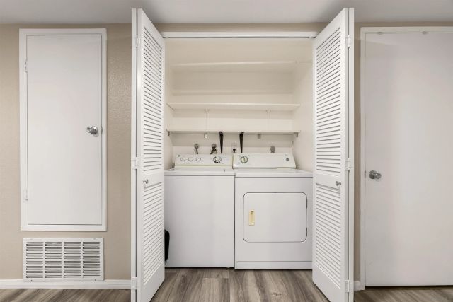 6960 Hyde Park Dr 12, San Diego, CA 92119