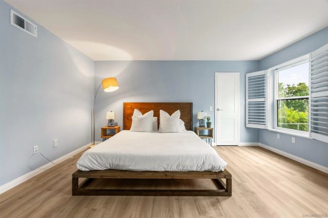 6960 Hyde Park Dr 12, San Diego, CA 92119