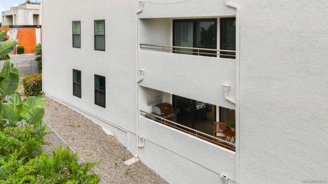 6960 Hyde Park Dr 12, San Diego, CA 92119