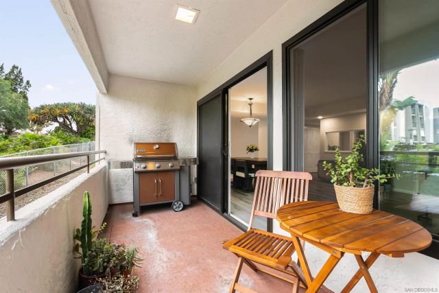 6960 Hyde Park Dr 12, San Diego, CA 92119