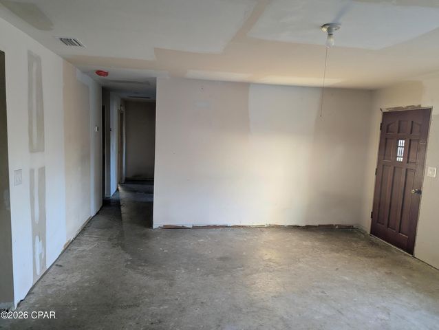 207 Greenwood Drive, Panama City Beach, FL 32407
