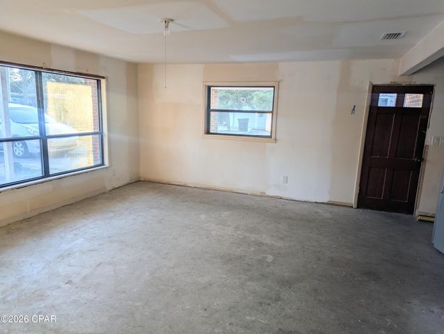 207 Greenwood Drive, Panama City Beach, FL 32407