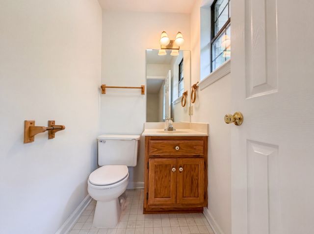 232 Lookout Dr, Old Hickory, TN 37138