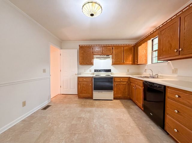 232 Lookout Dr, Old Hickory, TN 37138