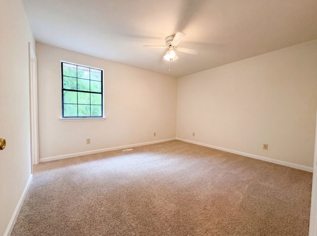 232 Lookout Dr, Old Hickory, TN 37138