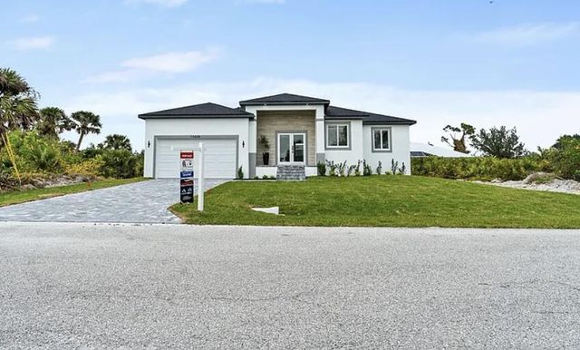 13438 Mcintosh Avenue, Port Charlotte, FL 33981