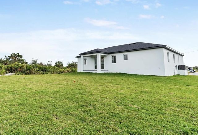 13438 Mcintosh Avenue, Port Charlotte, FL 33981