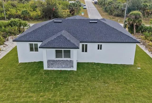 13438 Mcintosh Avenue, Port Charlotte, FL 33981