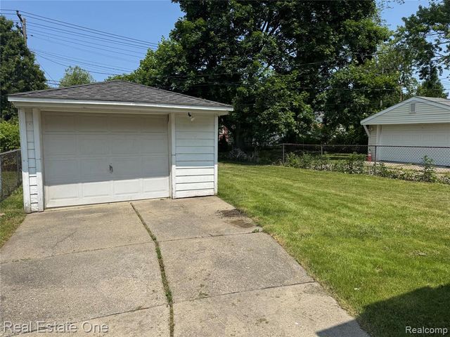 3162 Chestnut Street, Dearborn, MI 48124