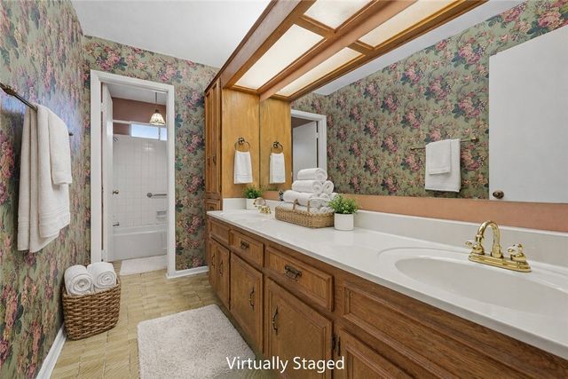 2486 Oak Park, Ingleside, TX 78362