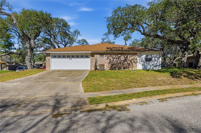 2486 Oak Park, Ingleside, TX 78362