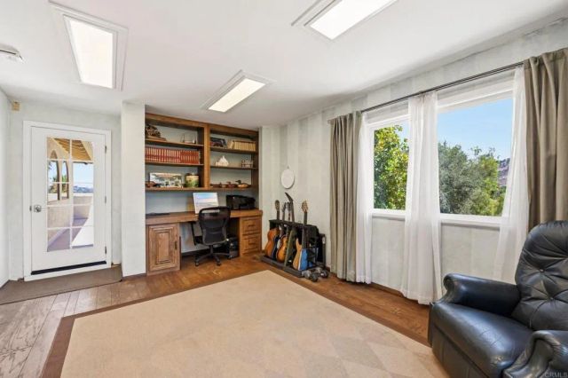 1865 Highgrove Drive, Escondido, CA 92027