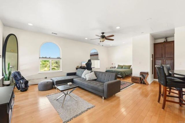 1865 Highgrove Drive, Escondido, CA 92027