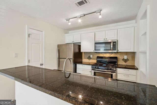 5638 River Heights Crossing SE, Marietta, GA 30067