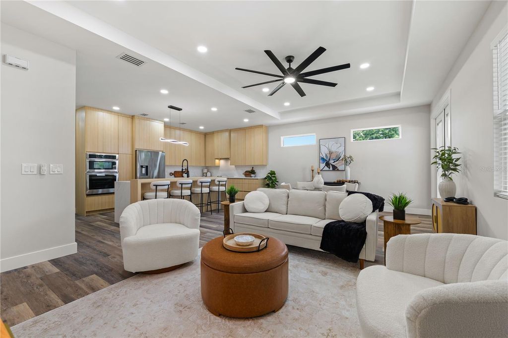 Image 13 of property listing at 2714 W TAMPA BAY BOULEVARD, Tampa, FL 33607