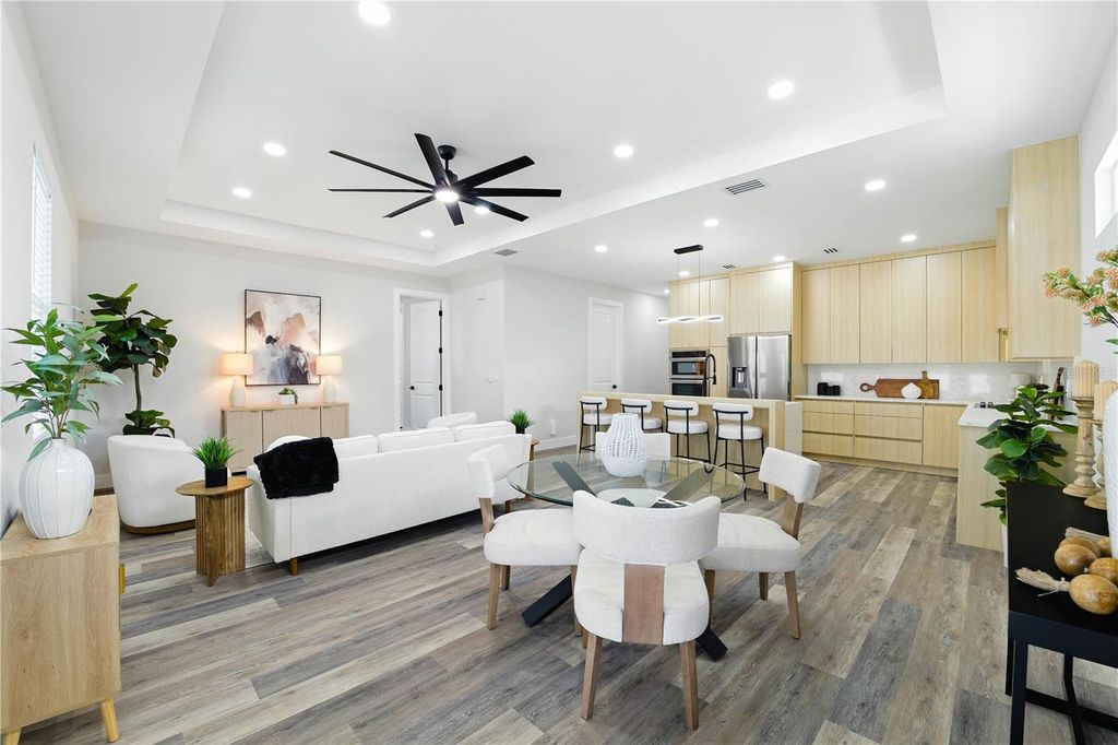 Image 4 of property listing at 2714 W TAMPA BAY BOULEVARD, Tampa, FL 33607