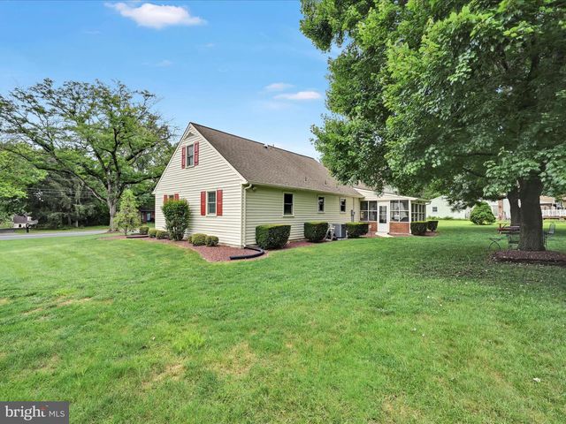 337 DELP RD, Lancaster, PA 17601