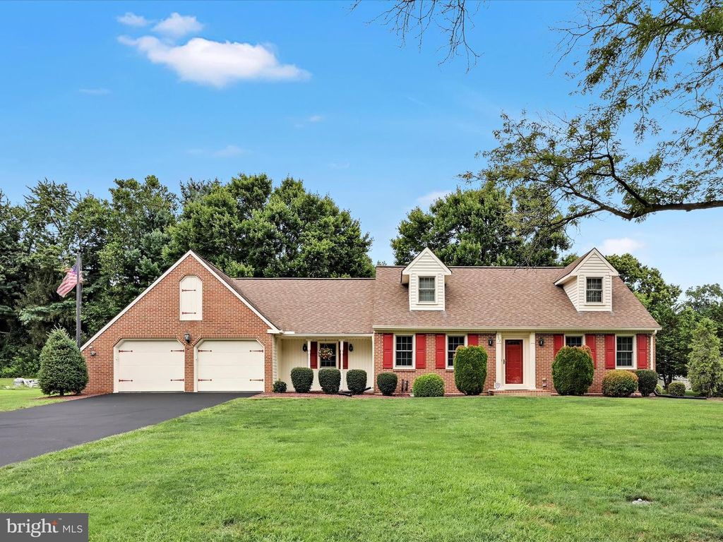 337 DELP RD, Lancaster, PA 17601