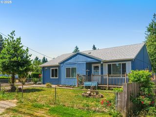 803 Ne 160TH Ave, Portland, OR 97230