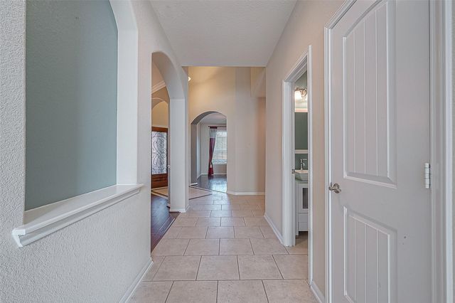 7530 Newbury Trail, Sugar Land, TX 77479