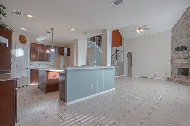 7530 Newbury Trail, Sugar Land, TX 77479