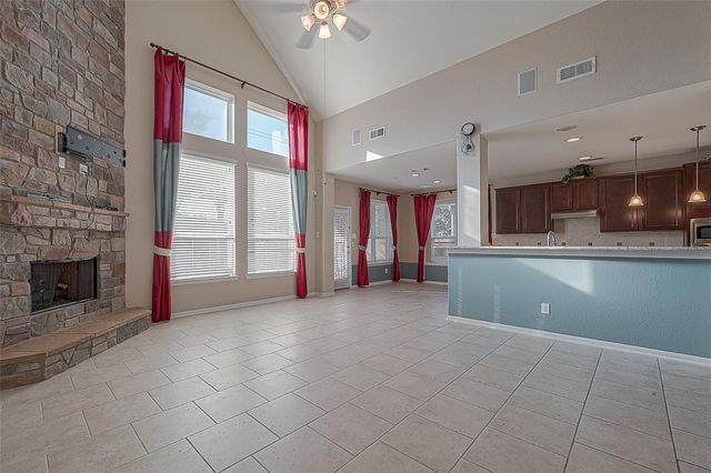 7530 Newbury Trail, Sugar Land, TX 77479