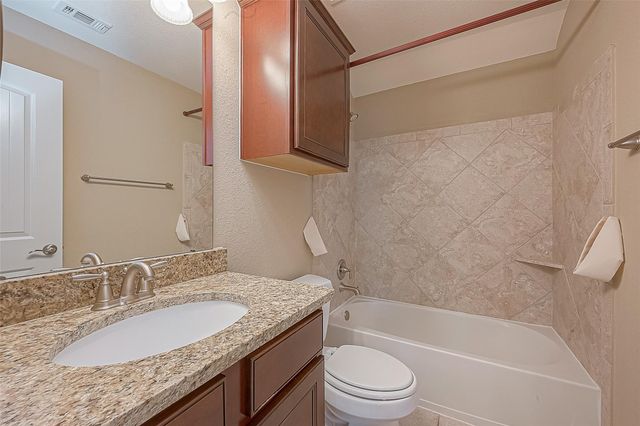 7530 Newbury Trail, Sugar Land, TX 77479