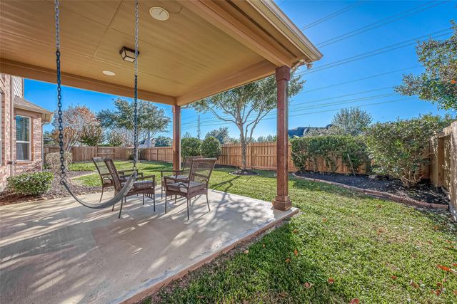 7530 Newbury Trail, Sugar Land, TX 77479