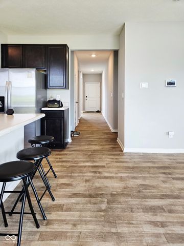 1932 Downey Lane, Greenfield, IN 46140