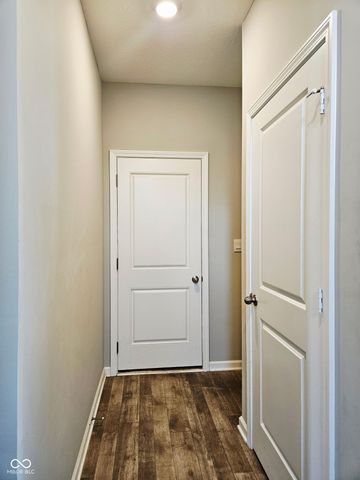 1932 Downey Lane, Greenfield, IN 46140