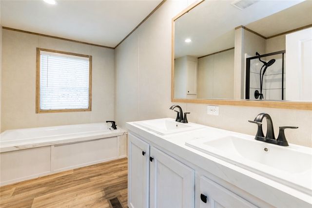 16 Sunset Lane, Holiday Island, AR 72631