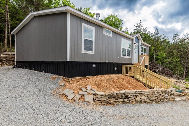 16 Sunset Lane, Holiday Island, AR 72631