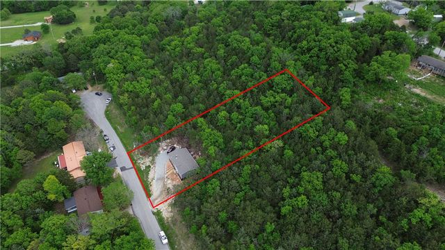 16 Sunset Lane, Holiday Island, AR 72631