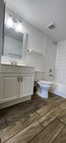 12148 Saint Andrews Place 102, Miramar, FL 33025
