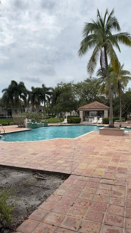 12148 Saint Andrews Place 102, Miramar, FL 33025