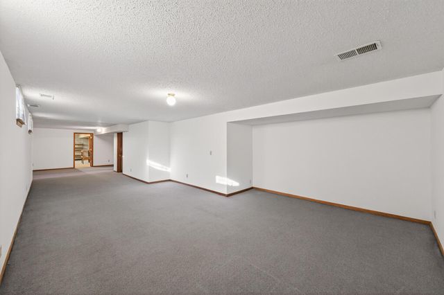 10825 Butternut Street NW, Coon Rapids, MN 55448