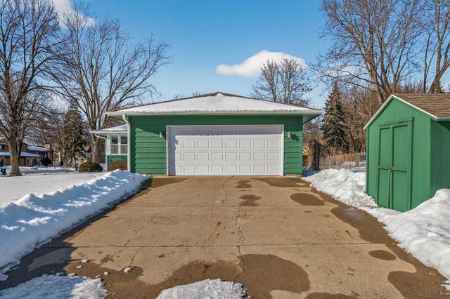 10825 Butternut Street NW, Coon Rapids, MN 55448