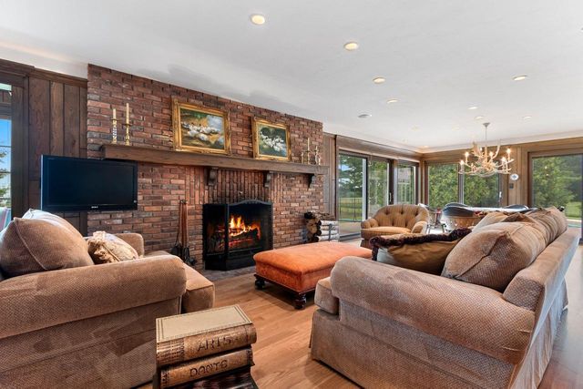 5620 GALUSKA ROAD, Abrams, WI 54101
